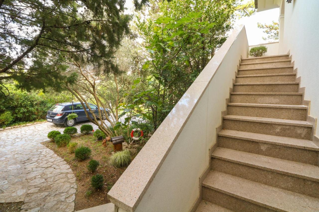 Apartments Blue And Green With Balcony Baška Dış mekan fotoğraf
